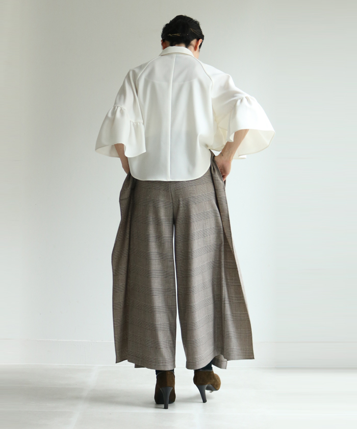 support surface blouse