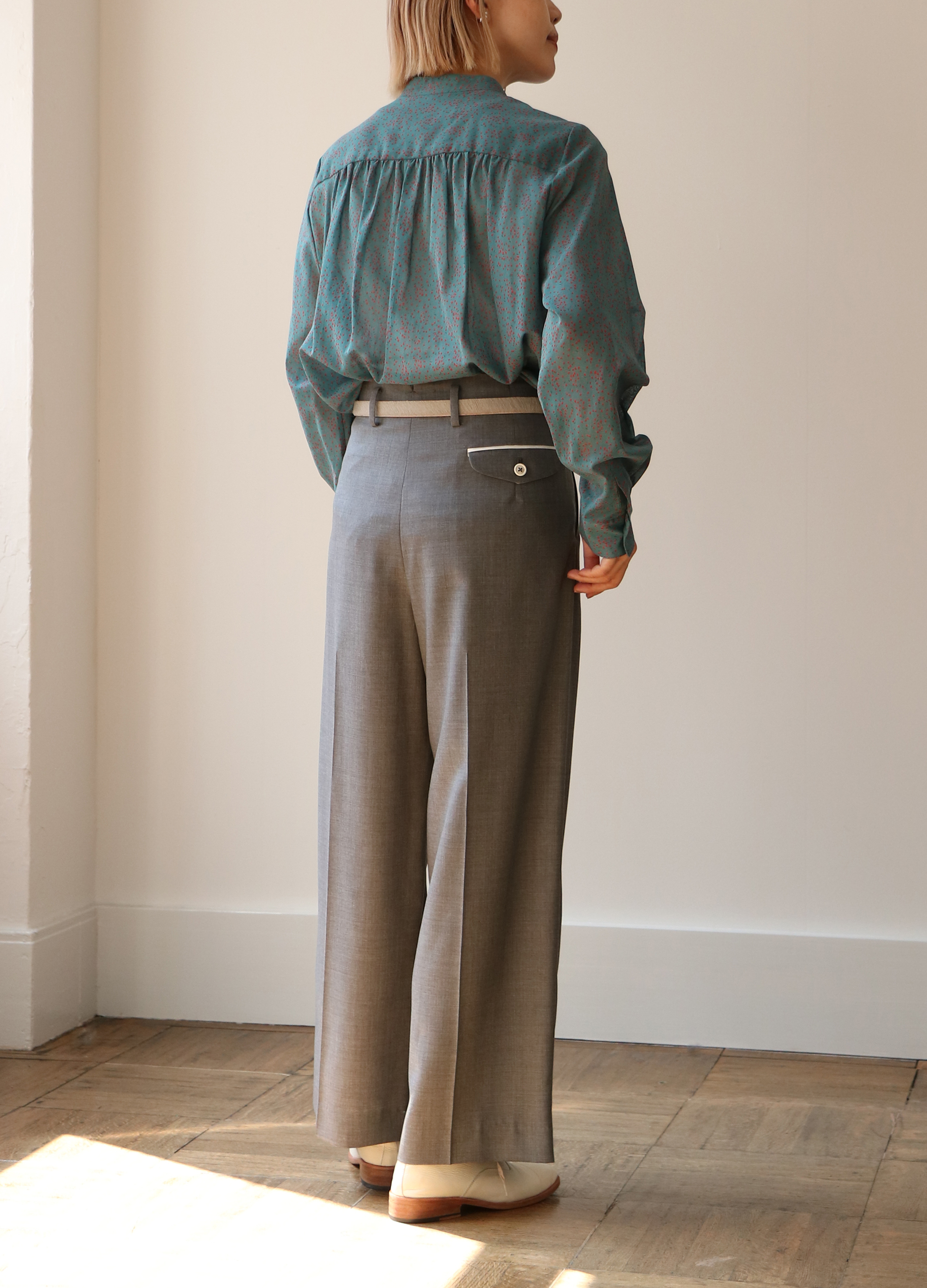 テーラードタックパンツ