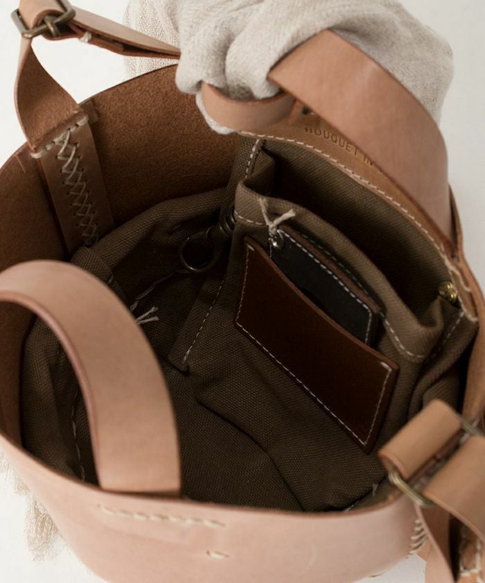 ebagos ミニどんぐり オイルショルダー BEIGE エバゴス | マドリガル