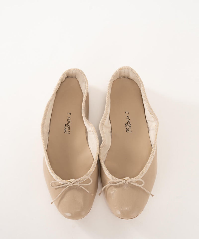 バレエシューズ