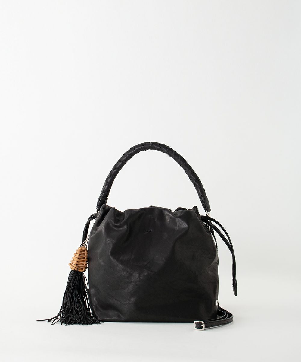 ebagos Amu Amu レザーショルダー BLACKエバゴス | マドリガル公式