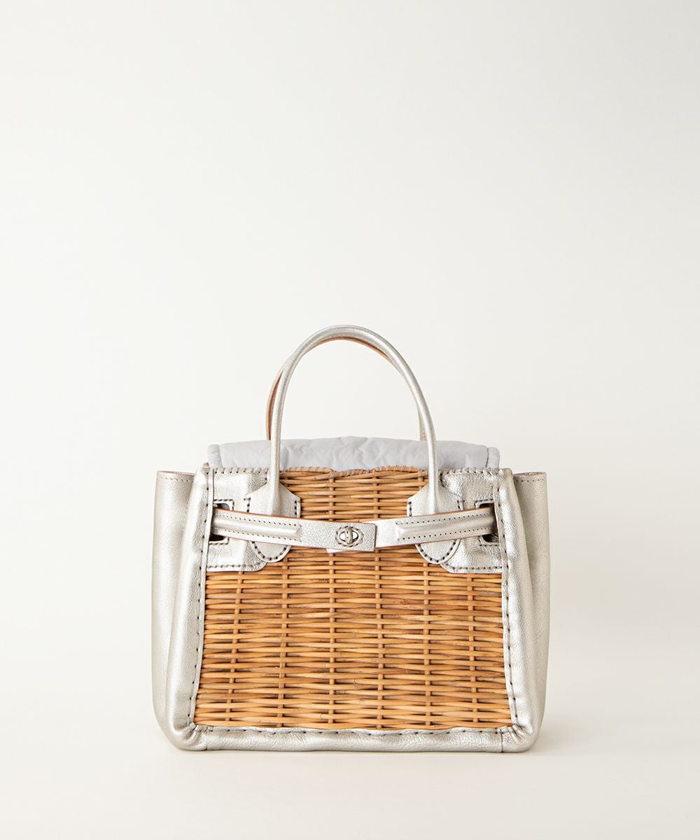 最終価格　ebagos N/S　メタリック SILVER 　エバゴス 日本製 ebagosメタリック・ベルトバッグトート型 SILVER（スタイリストバッグ