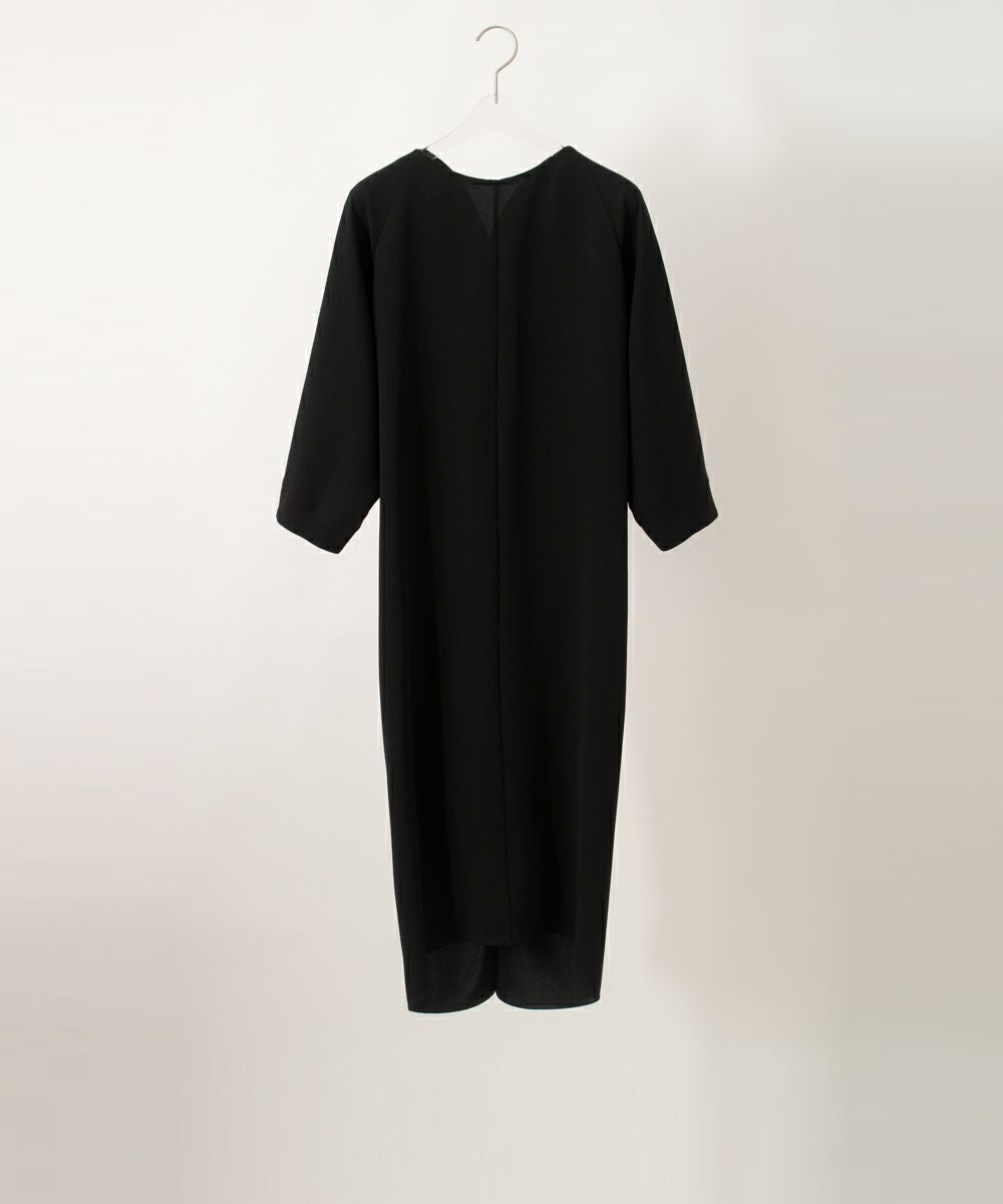 sono ブラック　エアリーペプラムプルオーバー　マジカルストレッチ ブラックドレープ」7分袖「Black Drape」soutiencollar（ステンカラー