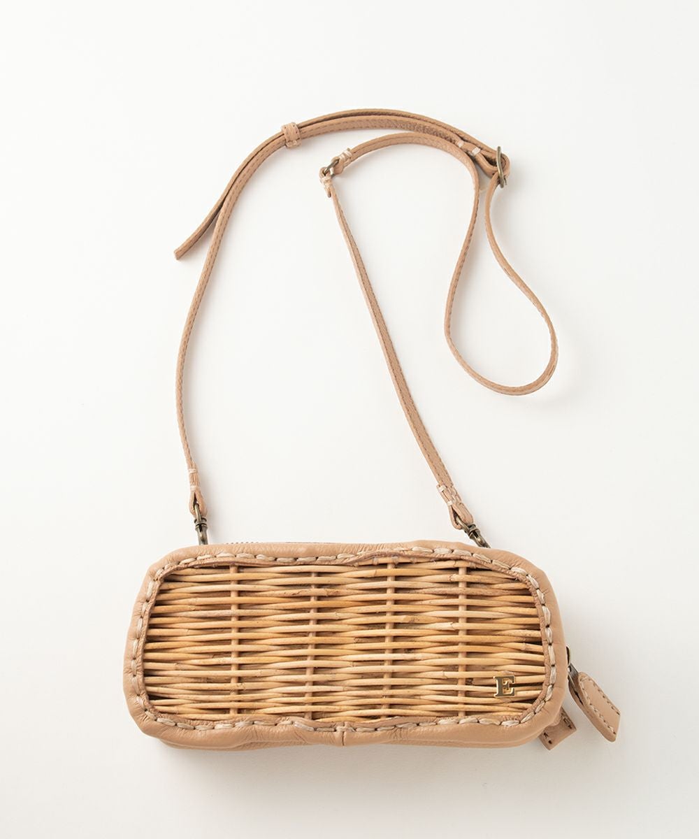 エバゴス　ebagos ショルダーペタンコ財布 ebagos エバゴス ショルダーレザー籐付き財布 OAK | マドリガル公式